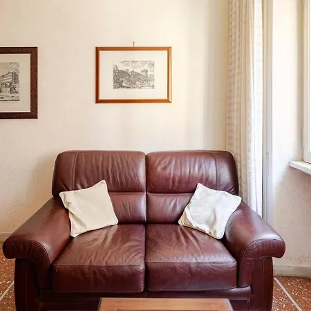 A Casa Di Stefania Pansiyon Roma